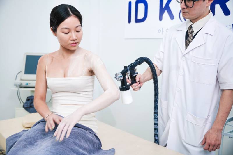 phun trắng ultra white là gì